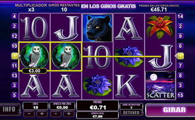 Panel de control de los giros gratis de Panther Moon en el que se puede ver el panel superior con el multiplicador x3 y con los giros restantes