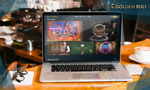 Una persona jugando en el casino online Golden Bull.