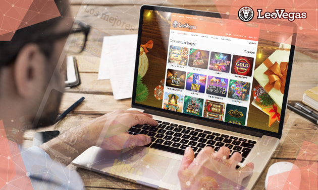 Una persona jugando en el casino online LeoVegas.