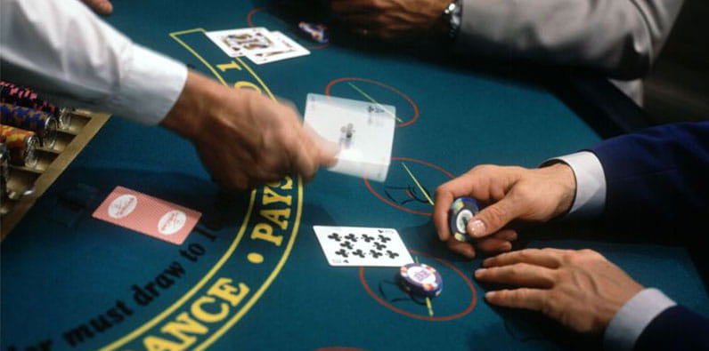 Crupier de casino - ventajas-desventajas