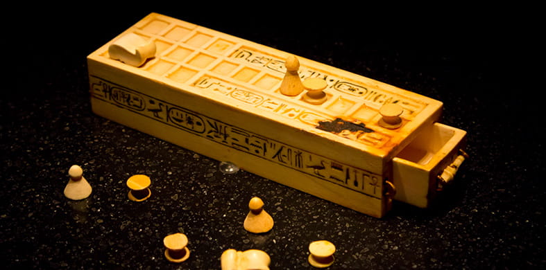 Piezas del juego Senet de Antiguo Egipto