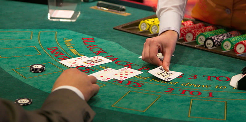 Partida de Blackjack en Aspers Casino Newcastle – In The Gate